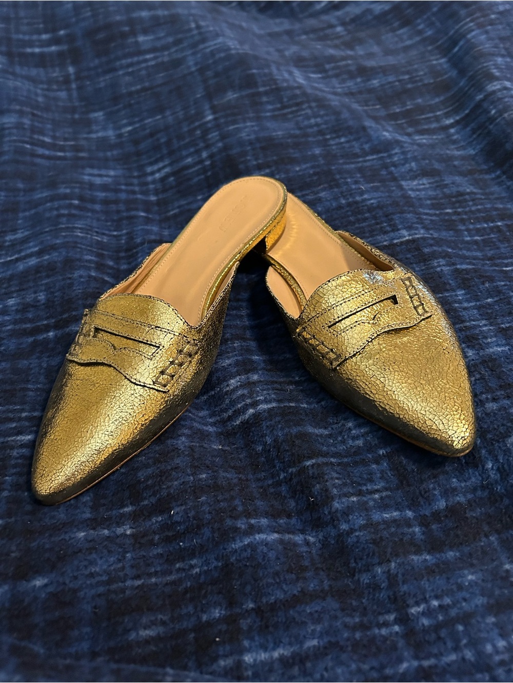 NWOT J Crew Crackled Metallic Gold Pointed-Toe Mule Loafers - Picture 2 of 9